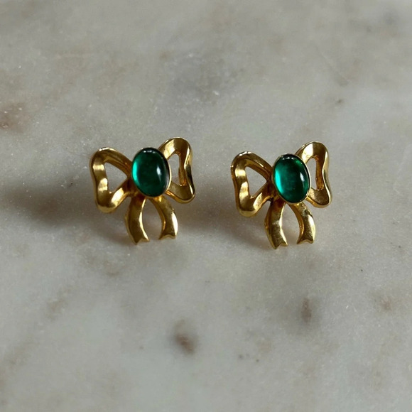 Vintage Jewelry - Vintage Gold Tone Bow Earrings Green Stone Coquette Dainty